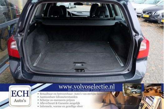 Volvo V70 - D3 5 cilinder, Leer, Navi, Xenon, Stoelverwarming - 1