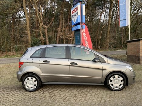 Mercedes-Benz B-klasse - 200 AUTOMAAT/AIRCO/TREKHAAK INCL/GARANTIE/AFL.KOST - 1