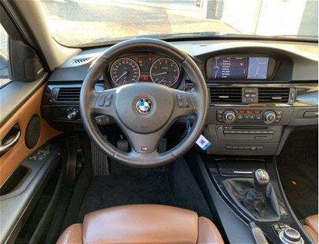 BMW 3-serie - 320i Business Line Navi airco, cruise control, radio cd-speler, m-sport - 1