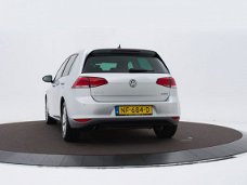 Volkswagen Golf - 1.0 Tsi 115pk Comfortline | Navigatie | Clima | P-Sensoren | 16" Velgen |