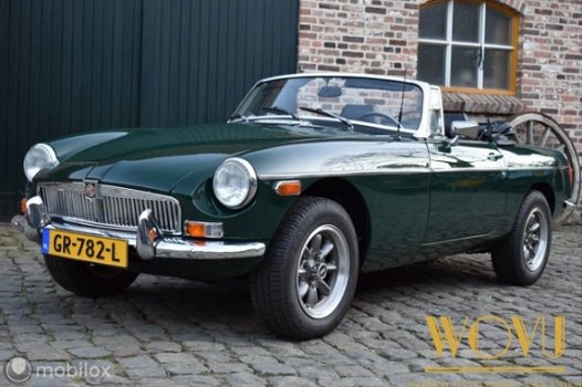 MG B type - cabriolet met soft en hardtop - 1