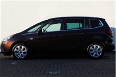 Opel Zafira - 1.4 T 120PK BERLIN | Navi | Trekhaak | PDC | 5p | Bluetooth