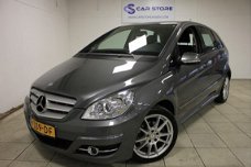 Mercedes-Benz B-klasse - 200 / NAVI / LMV 17'' / LEDER / STOELVERW