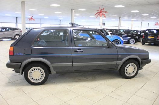 Volkswagen Golf - 1.6 CL / AUTOMAAT / SCHUIF-/KANTEL DAK - 1