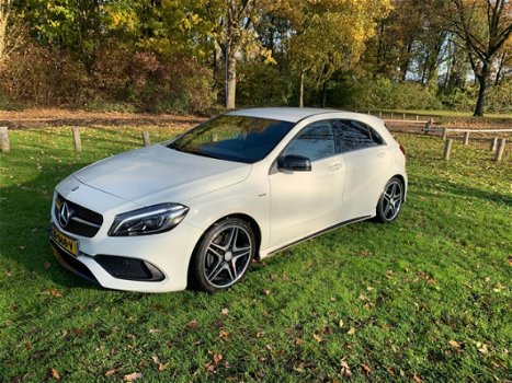 Mercedes-Benz A-klasse - 180 Amg wit 18 inch led Edition EINDEJAARS AANBIEDING - 1