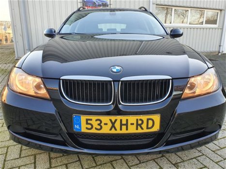 BMW 3-serie Touring - 318i Business Line Goed rijdende 3 Serie Dealer onderhouden met nap, BUITENOM - 1