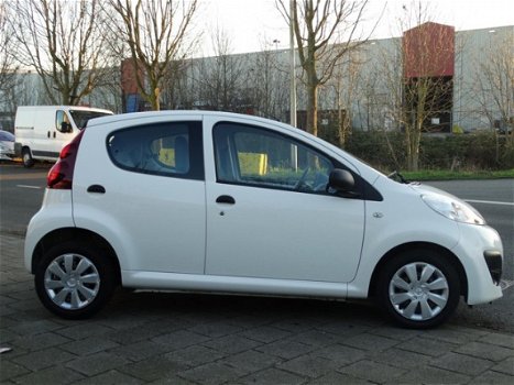 Peugeot 107 - 1.0 Access Accent - AIRCO - 1e EIG - DEALER OND - 5 DEURS - 2 SLEUTELS - 1