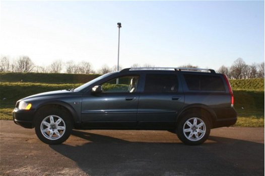 Volvo XC70 - 2.5 T Summum - 1