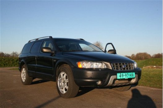 Volvo XC70 - 2.5 T Summum - 1