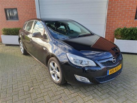 Opel Astra - 1.7 CDTi Edition - 1