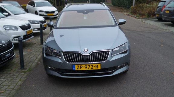 Skoda Superb Combi - 2.0 TDI 150PK Style Business DSG - 1