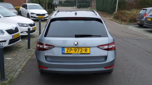 Skoda Superb Combi - 2.0 TDI 150PK Style Business DSG - 1