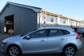 Volvo V40 - 1.6 D2 Navi.Pdc.Led.Nap.Clima.Dealer/garage auto.6-bak - 1 - Thumbnail