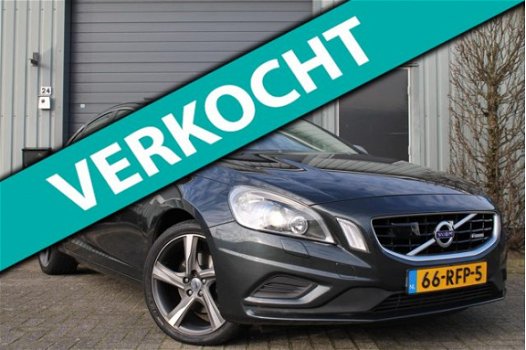 Volvo S60 - 1.6 DRIVe R-Design Xenon.Nap.ACC.BLIS.Dakraam.Pdc.Leer.Navi.Clima.Stoelverwarming - 1