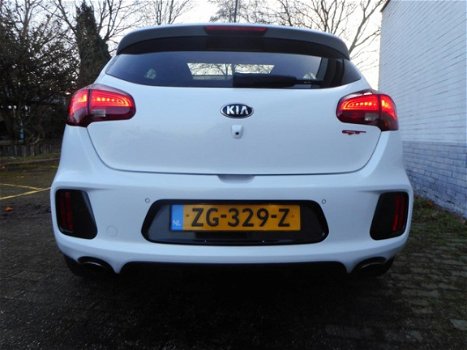 Kia Cee'd - 1.6 GT 5-drs 200 pk - 1