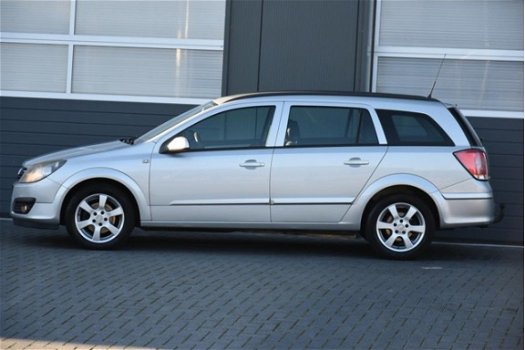 Opel Astra - 1.7 CDTi 100pk Edition Airco Cruise cont - 1