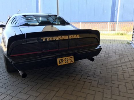 Pontiac Firebird - Trans AM Firebird Barn Find Smokey and the Bandit - 1