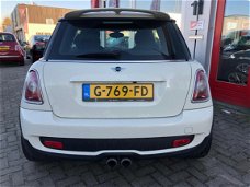 Mini Mini Cooper - 1.6 S Xenon/Airco/ECC/Navigatie/Leer