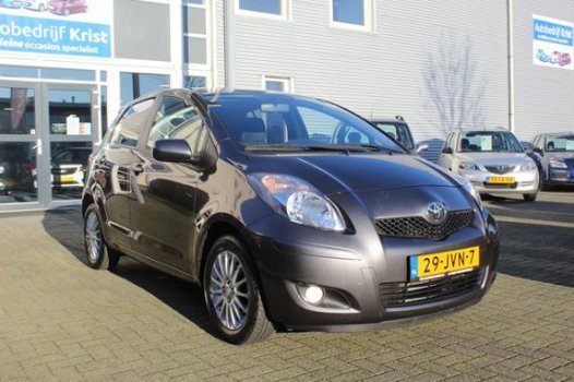 Toyota Yaris - 1.3 VVTi Dynamic Automaat Airco Super luxe Nwst - 1