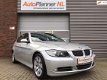 BMW 3-serie - 330i xDrive Unieke kmstand Dealer onderhouden - 1 - Thumbnail