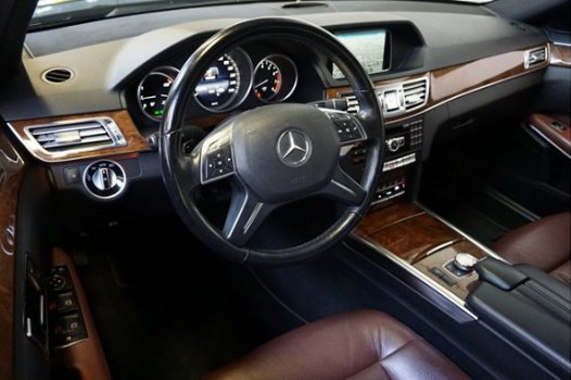 Mercedes-Benz E-klasse - 200 Ambition Elegance Automaat. Lederen Bekleding. NAP - 1