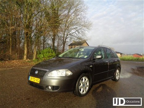 Fiat Croma - 2.2 - 1