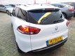 Renault Clio Estate - 1.5 dCi ECO Night&Day Bovag Garantie - 1 - Thumbnail