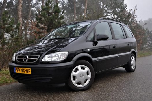 Opel Zafira - 2.2-16V DTi Comfort/TREKHAAK/7-PERSOONS/AIRCO - 1