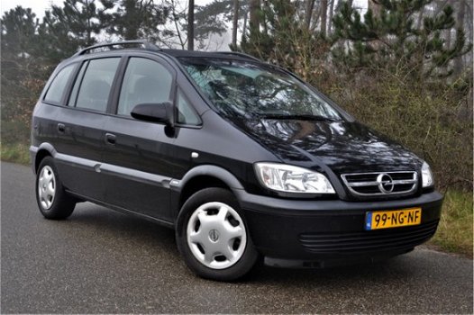 Opel Zafira - 2.2-16V DTi Comfort/TREKHAAK/7-PERSOONS/AIRCO - 1