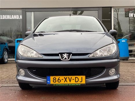 Peugeot 206 - 1.4 Forever 2e Eigenaar/Nieuwe Apk/Airco/Elec Ramen - 1