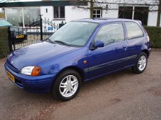 Toyota Starlet - 1.3-16V *1e EIGENAAR*87000 org.km.*ZEER MOOI*STUURBEKRACHTIGING