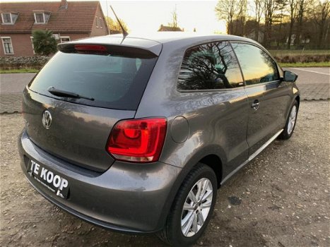 Volkswagen Polo - 1.2-12V Style l Veel opties l - 1