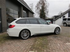 BMW 3-serie Touring - 320d High Executive M Sport , Head Up , Panoramadak