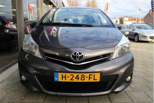 Toyota Yaris - 1.3 VVT-i Dynamic // NAVI // CLIMATE // CAMERA - 1