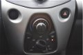 Peugeot 108 - 1.0 5d ACTIVE PREMIUM AIRCO/BT/LED - 1 - Thumbnail