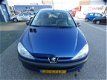 Peugeot 206 - 1.4 XR 1 JAAR APK / Elek ramen / - 1 - Thumbnail