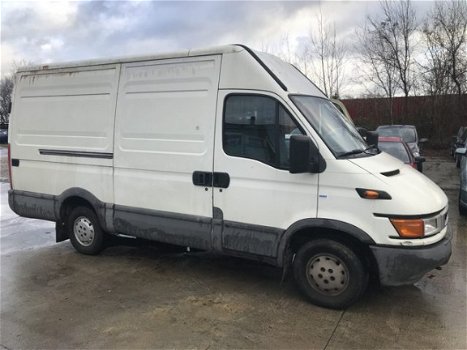 Iveco Daily - 35 S 13V 330 H2 - 1