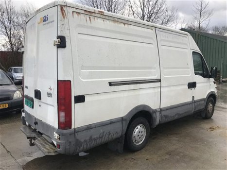 Iveco Daily - 35 S 13V 330 H2 - 1