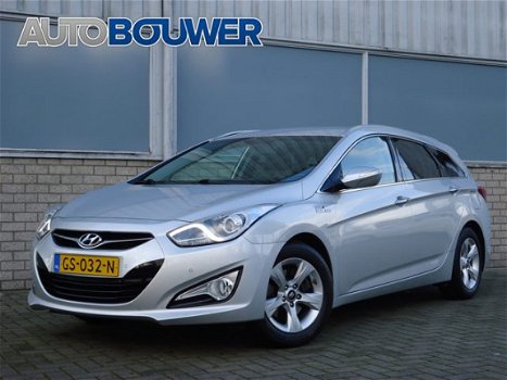 Hyundai i40 Wagon - 1.6 GDI Blue Go Edition Navigatie - camera - LM velgen - cruise - clima - 1