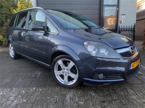 Opel Zafira - 1.9 CDTi Executive Automaat l 7 Persoons l Leder l NAVI l CLIMA - 1