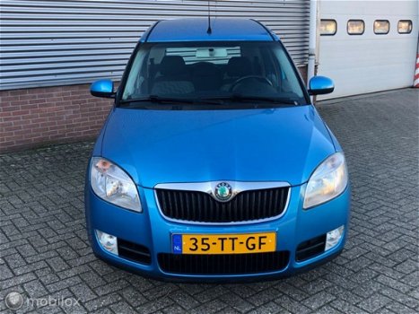 Skoda Roomster - 1.4-16V Style NIEUWSTAAT TREKHAAK - 1