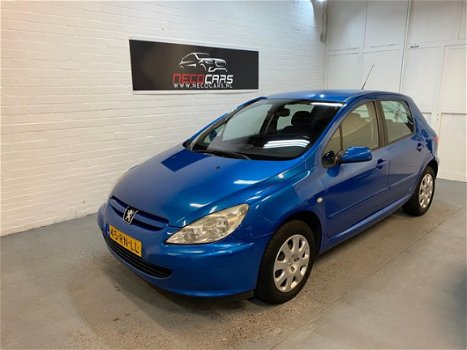 Peugeot 307 - 1.6-16V XS Premium AIRCO KL//CRUISE CONTROL//DISTRIBUTIE WATERPOMP RECENT VERVANGEN - 1