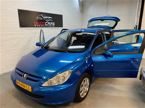 Peugeot 307 - 1.6-16V XS Premium AIRCO KL//CRUISE CONTROL//DISTRIBUTIE WATERPOMP RECENT VERVANGEN - 1