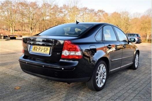 Volvo S40 - 2.4 Summum *NETTE AUTO RIJDT/SCHAKELT GOED*APK 07-2020 - 1