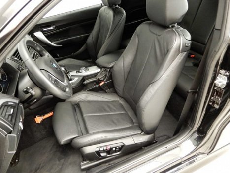 BMW 1-serie - 125I M-sportpakket / Xenon / Leder / Navigatie / Sportstoelen / Elektr. zetels / Shado - 1