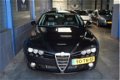 Alfa Romeo 159 Sportwagon - 2.2 JTS Sport DESIGN GIUGIARO/VOL LEER/LMV/CRUISE/ECC AIRCO/NEW APK 01-' - 1 - Thumbnail