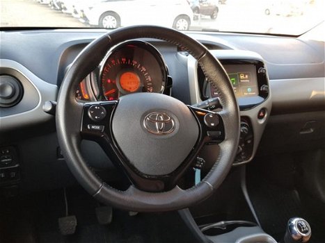 Toyota Aygo - 1.0 VVT-i x-sport Leer Bluetooth camera Lederen bekleding - 1