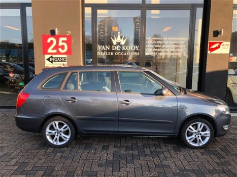 Skoda Fabia Combi - 1.2 TSI Dynamic 6/12 M Garantie - 1