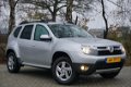 Dacia Duster - 1.6 Aniversare 4x4 | Airco | Leder | Trekhaak | MFC stuurwiel - 1 - Thumbnail