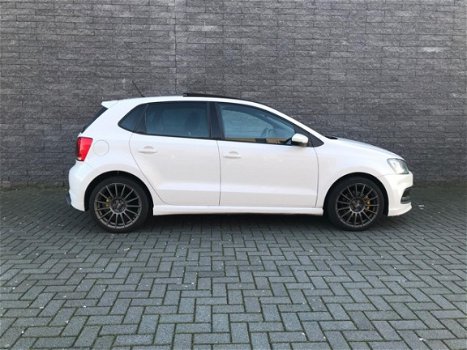Volkswagen Polo - 1.2 TSI R-Line Edition 77Kw Pdc full options - 1